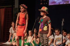 Schulmusical376-Mittel